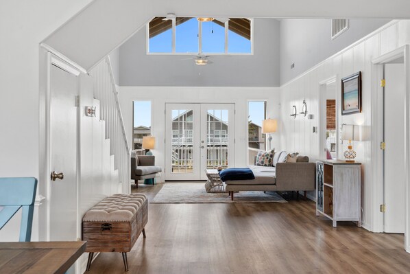 تلفزيون، مكتب