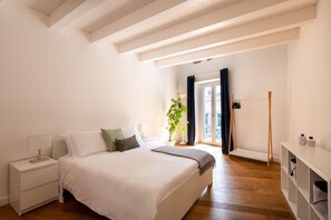 3 camere, ferro/asse da stiro, Wi-Fi gratuito, lenzuola