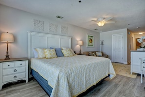 2 bedrooms, iron/ironing board, free WiFi