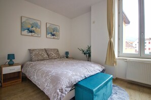 4 Schlafzimmer, kostenloses WLAN, Bettwäsche