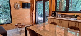 THE CABIN IN AN IDYLLIC SETTING IN THE HEART OF NATURE