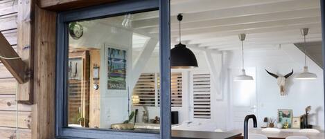 تفاصيل الفندق من الخارج