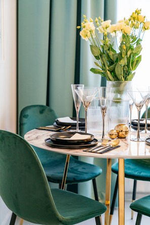 Club Apartment | Dining room