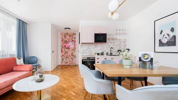 Exclusive Apartment | Dining