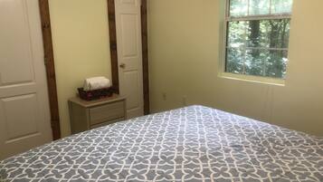 2 Schlafzimmer, Bügeleisen/Bügelbrett, WLAN, Bettwäsche