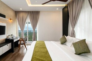 Terrace/patio - Ramee Wolkenburg Resort and Spa Munnar (Devikolam)