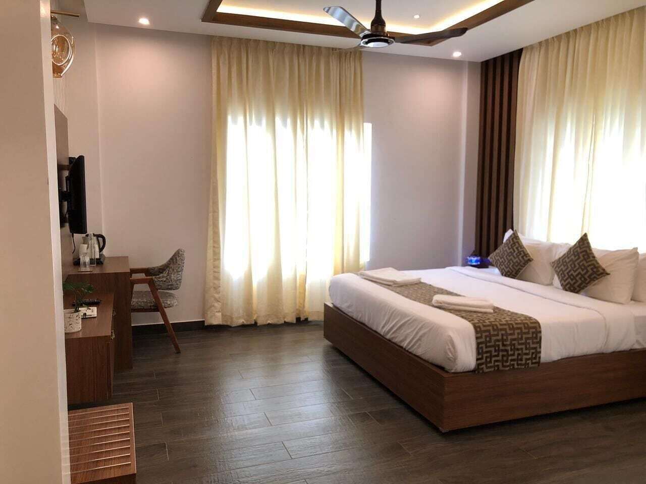 Premium bedding, minibar, in-room safe, blackout curtains