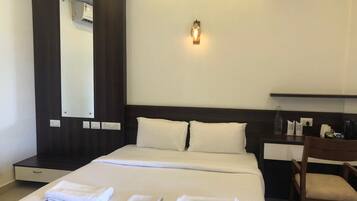 Classic dubbelrum | Sängtillbehör av högsta kvalitet och minibar