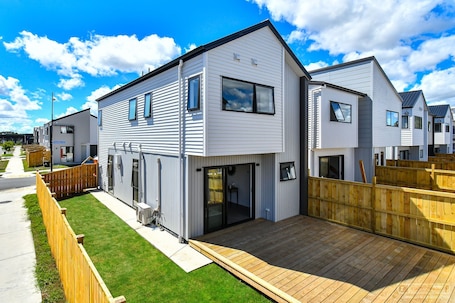 Exterior. 4 bedroom house fully furnished in Papakura