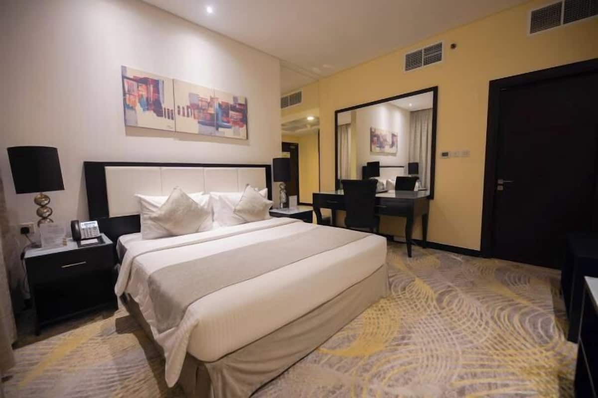 In-room safe, desk, laptop workspace, blackout curtains