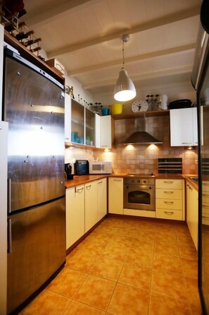 Luxury Villa | Private kitchen | Fridge, dishwasher, cookware/dishes/utensils - Amati Villa Cavo Dellos (Mykonos)