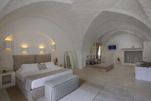 Executive Suite - Kids & Teens Free - Baglioni Masseria Muzza Resort & Spa (Otranto)