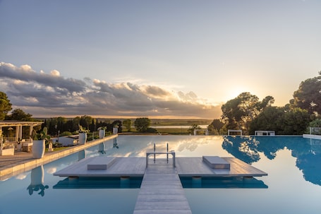 2 outdoor pools. Baglioni Masseria Muzza Resort & Spa