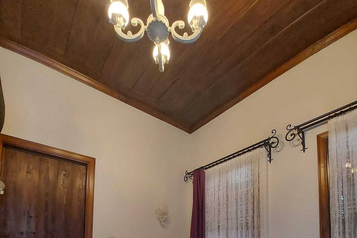 Sábanas de algodón egipcio, ropa de cama de alta calidad y wifi gratis