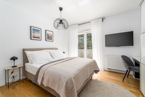 5 chambres, fer et planche à repasser, Wi-Fi, literie fournie