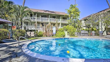 開放式客房 | 泳池 | 室外泳池