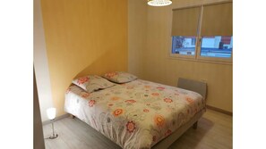 2 chambres, fer et planche Ă repasser, lit parapluie, Wi-Fi gratuit