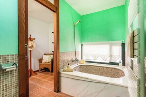 Duschwanne, Handtücher