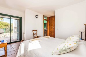 3 Schlafzimmer, Bügeleisen/Bügelbrett, WLAN, Bettwäsche