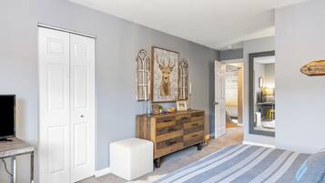 3 bedrooms, iron/ironing board, free WiFi, bed sheets