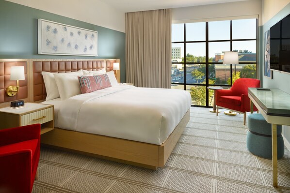 In-room safe, desk, laptop workspace, iron/ironing board