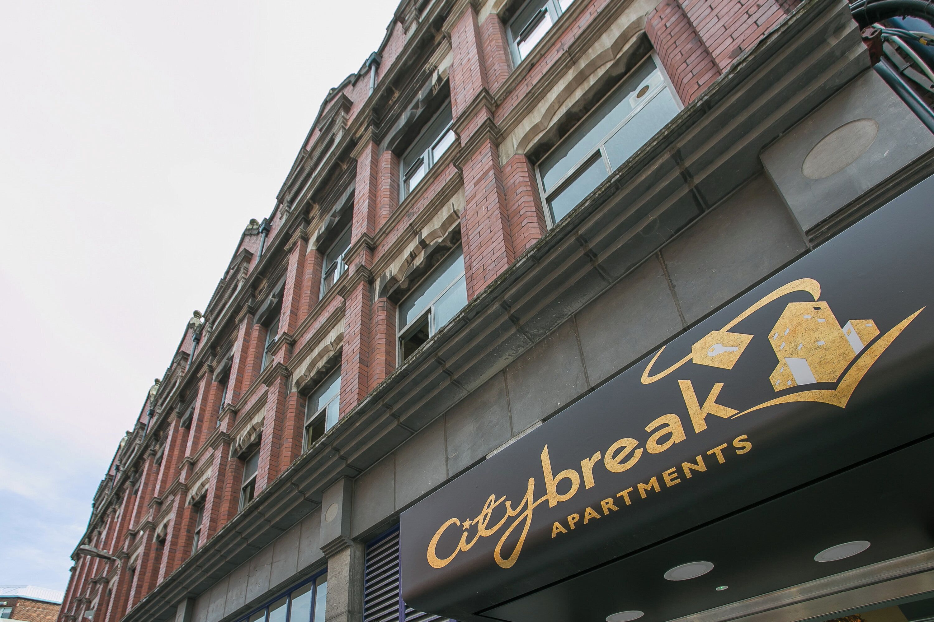 تفاصيل الفندق من الخارج