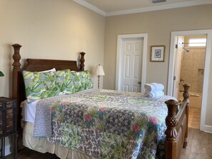3 chambres, fer et planche à repasser, Wi-Fi gratuit, draps fournis