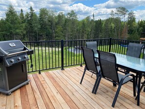 Property grounds - Chalet du Bonheur - Double Bed Room (Lac-Etchemin)