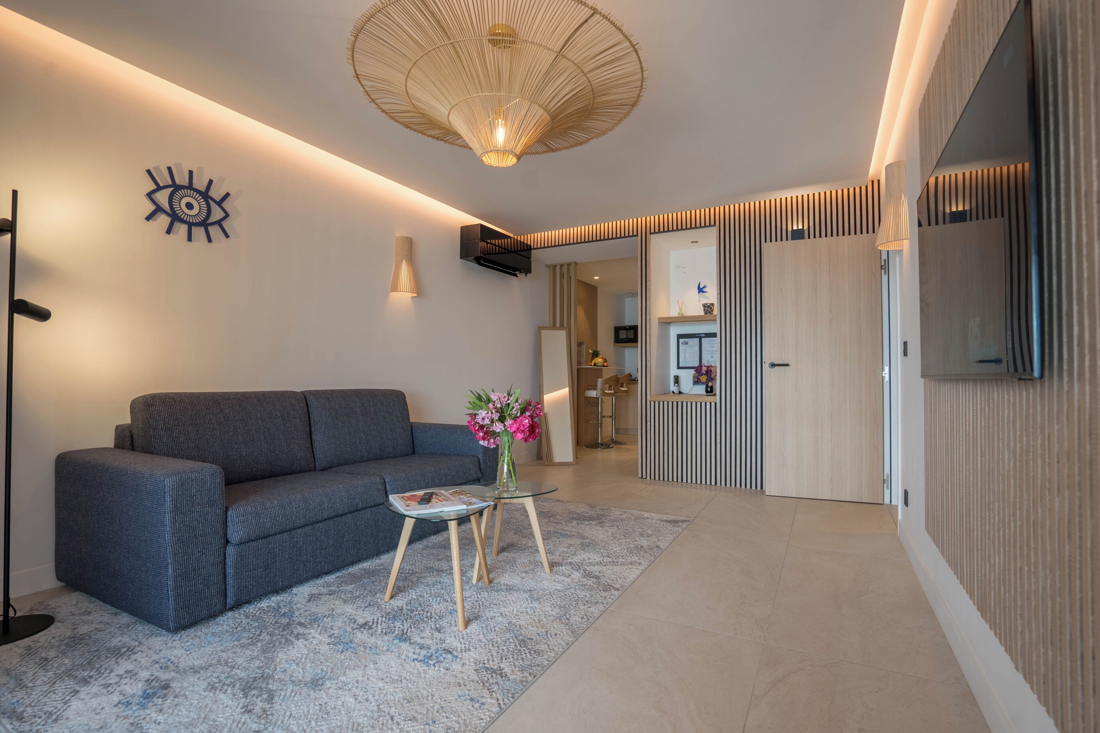 Luksus-villa - 2 soveværelser - strandudsigt - ved stranden | Opholdsområde | Smart-tv