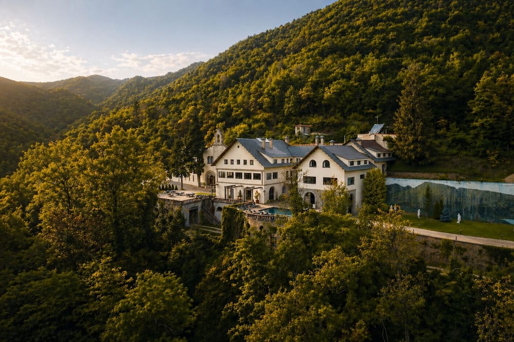 Angelats Hotel