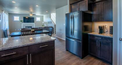 Gorgeous modern farmhouse in Tri Cities, WA