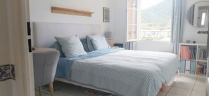 3 bedrooms, desk, iron/ironing board, cots/infant beds