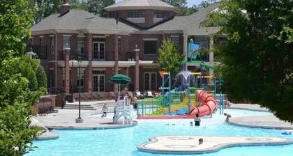 Luxury Living in Amberly Glen