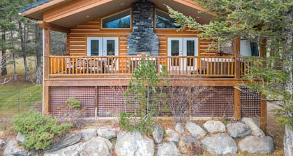 Pinecone Cottage | Hot Tub | Fireplace | Foosball