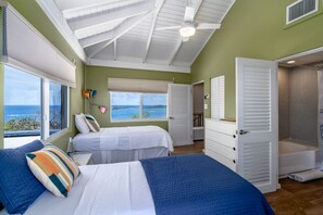 4 bedrooms, desk, iron/ironing board, free WiFi