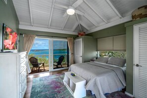 4 bedrooms, desk, iron/ironing board, free WiFi - 4BR Hilltop vacation bliss! Incredible views! (St. Thomas)