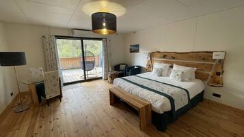 Romantic Double Room (Suite Belvedere) | Pillowtop beds, minibar, in-room safe, individually decorated