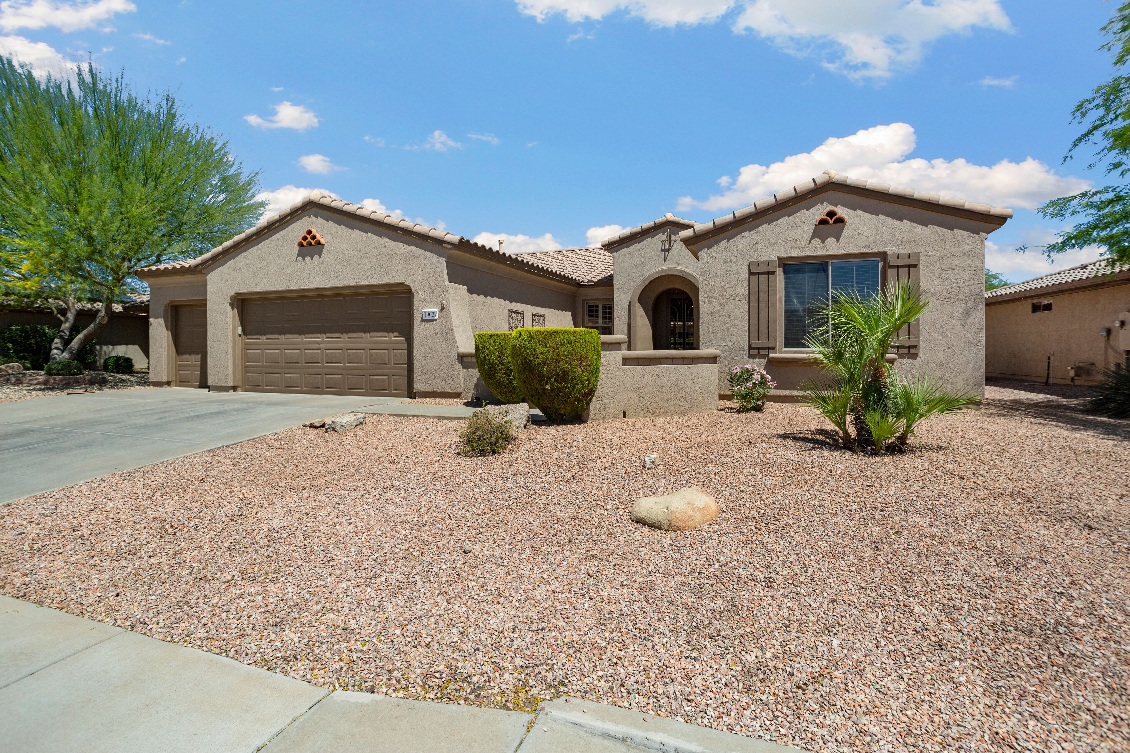 Resort Style Living in Grand with 2 King Master Suites  Den and Open Floor Plan!