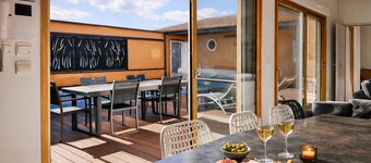 Family villa with pool – 6 guests