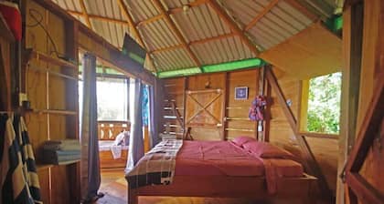 Kanku Sho Chalet - Jungle Treehouse