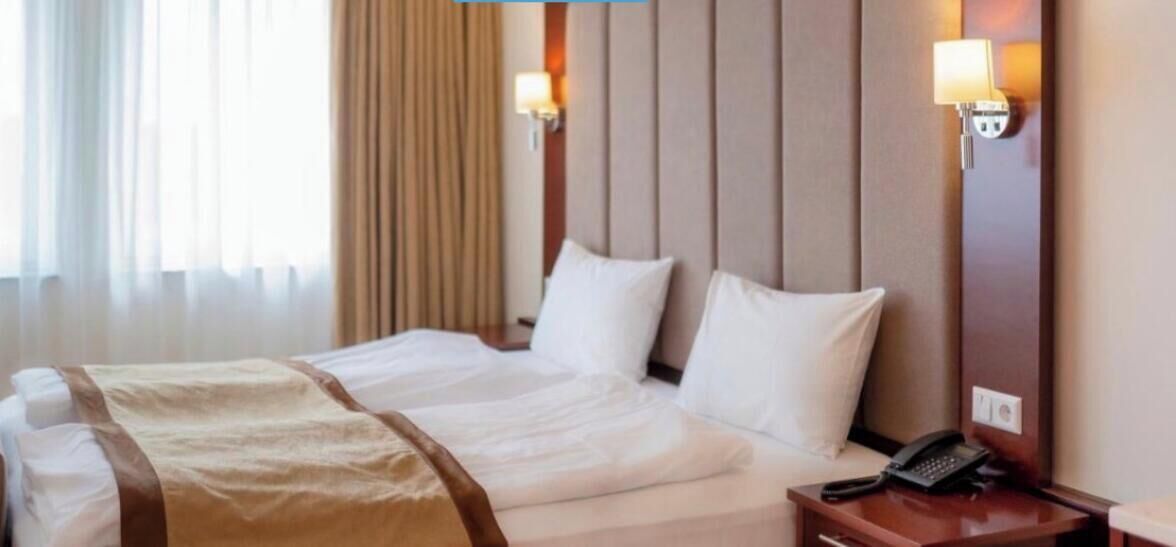 Select Comfort beds, in-room safe, desk, laptop workspace