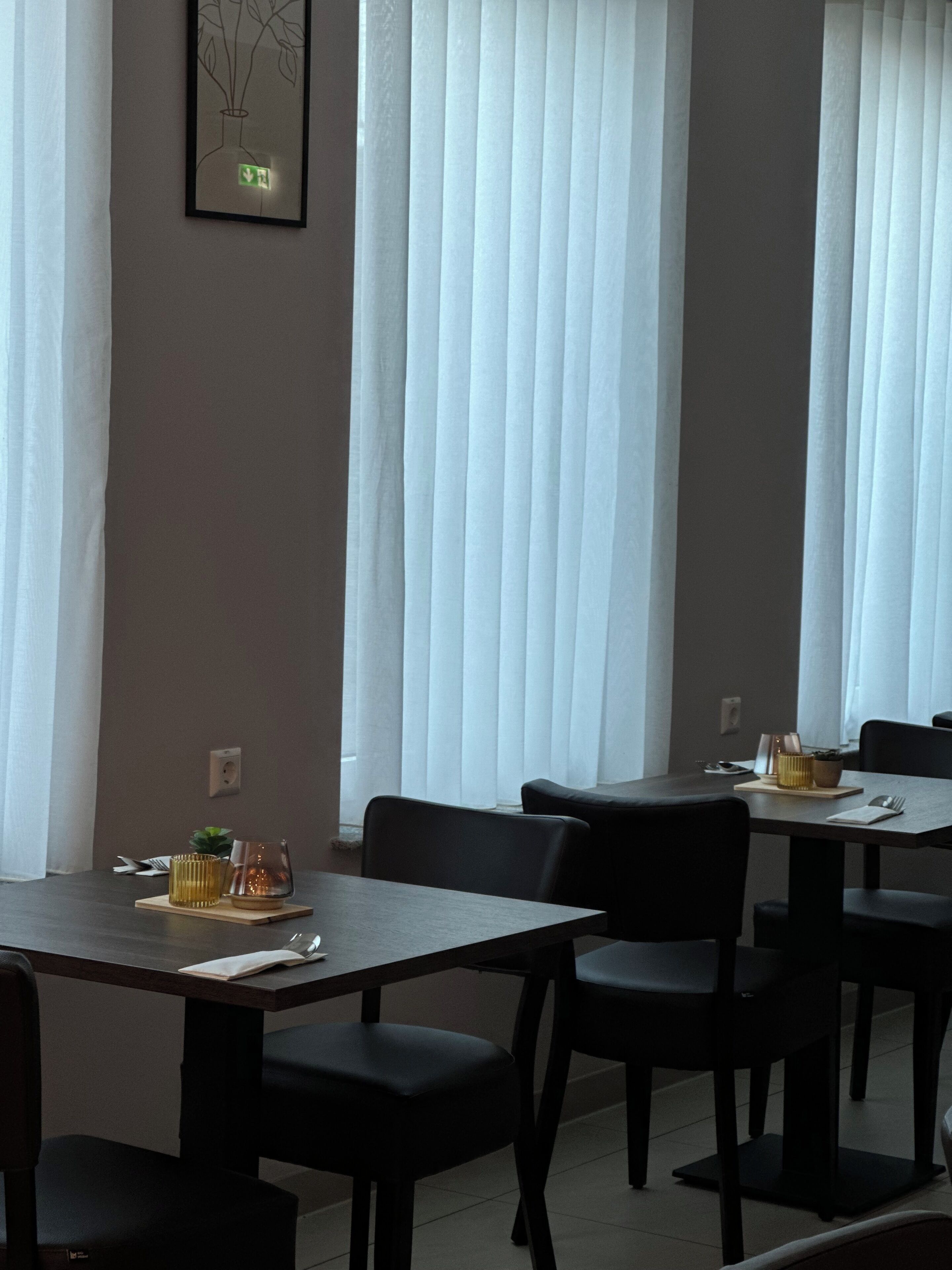 daily self-service breakfast (eur 15 per person)