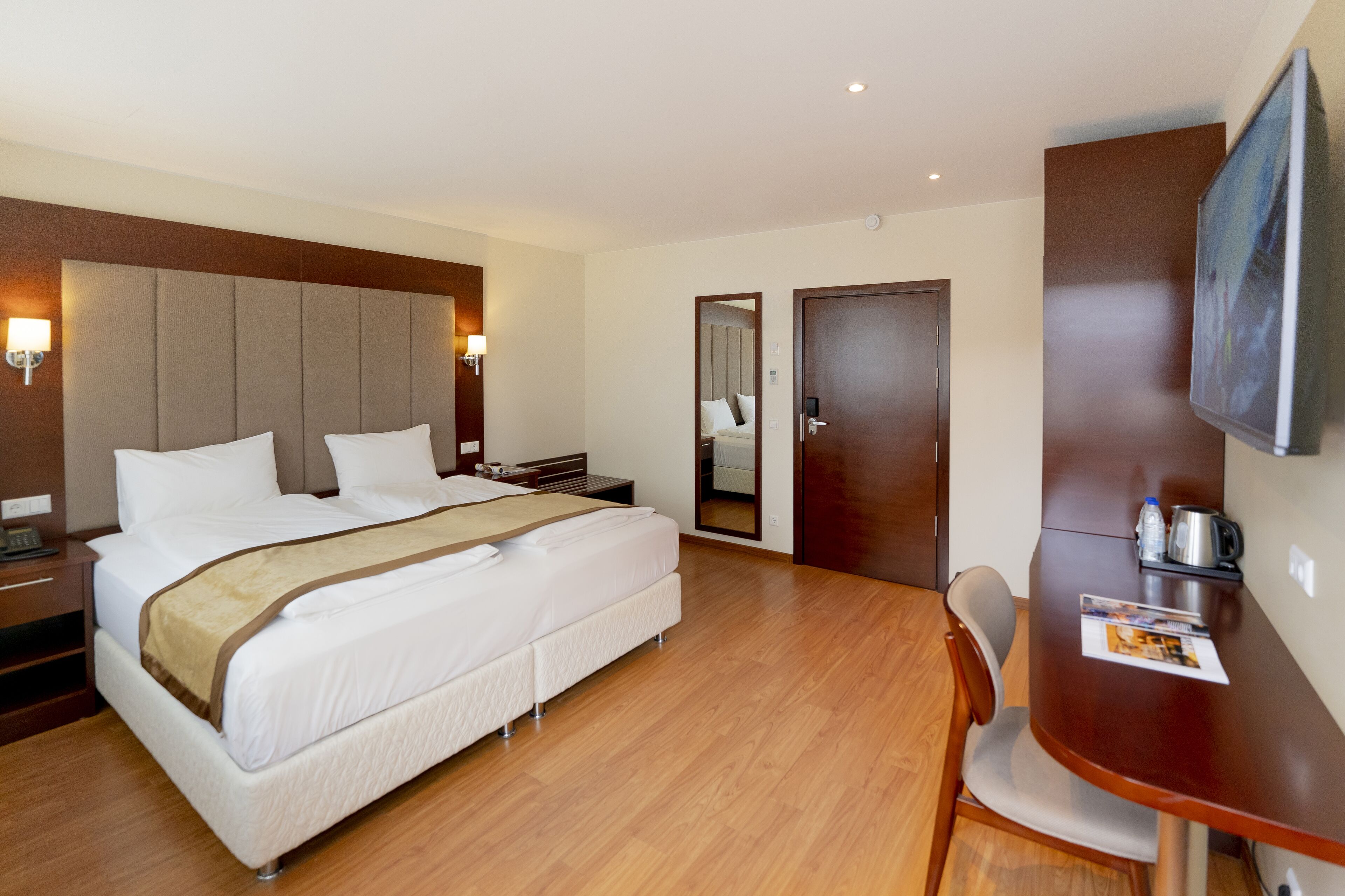 comfort double room | select comfort beds, in-room safe, desk, laptop workspace