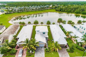 Exterior - Stunning modern house in gated community, 20 min from Marco Beach and DT Naples! (Naples)