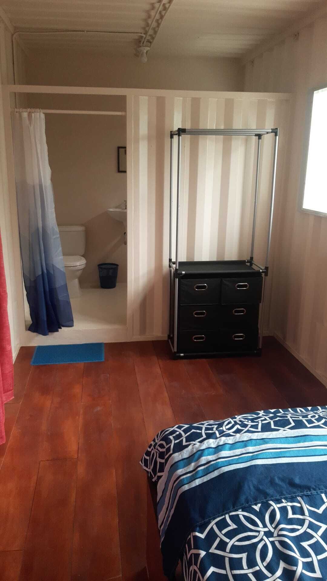 12 habitaciones, wifi gratis y ropa de cama 