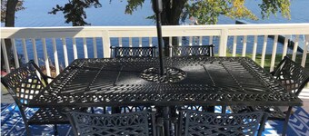 Large House on Ballston Lake -Saratoga Springs with Private Beach, Dock, Jacuzzi