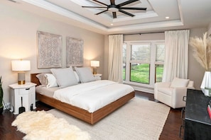 3 室のベッドルーム、アイロン / アイロン台、WiFi、ベッドシーツ