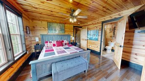 6 bedrooms, desk, iron/ironing board, travel cot - 6 Bed 5 Bath/Modern Luxury Cabin/Mtn Views/ Sleep 20/Suites/Hot Tub/Theater/Game Room (Sevierville)