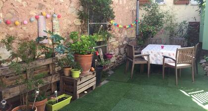 Charming village house, quiet location!