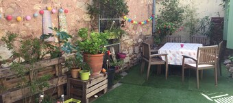 Charming village house, quiet location!